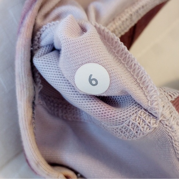 Lululemon Flow Y Bra IV in Mini Hazy Horizon Storm Mauve Bark Berry (Siz… - Picture 4 of 8